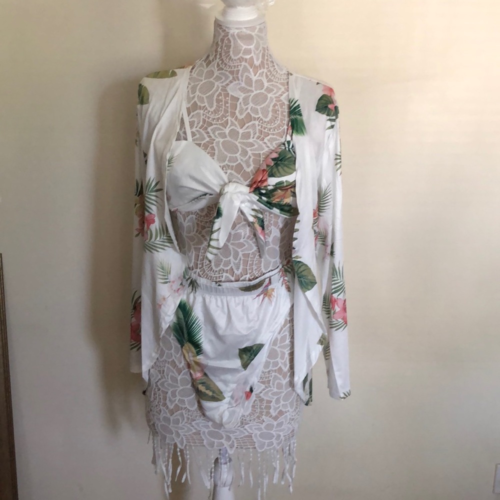 3 Piece Swimwear - Picture 1 of 5